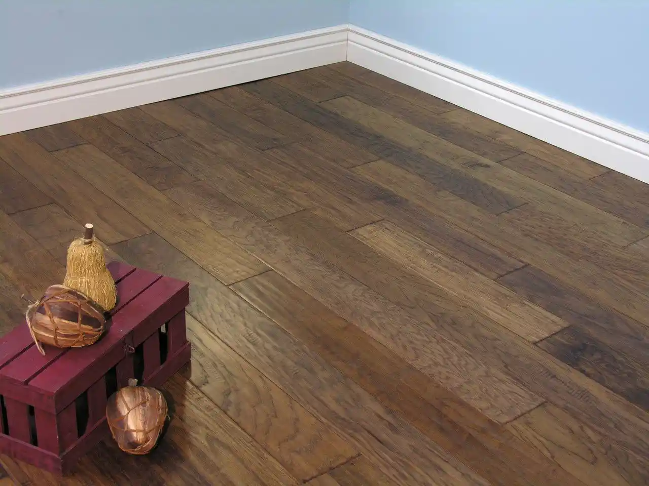 Engineered wood flooring with click-lock installation